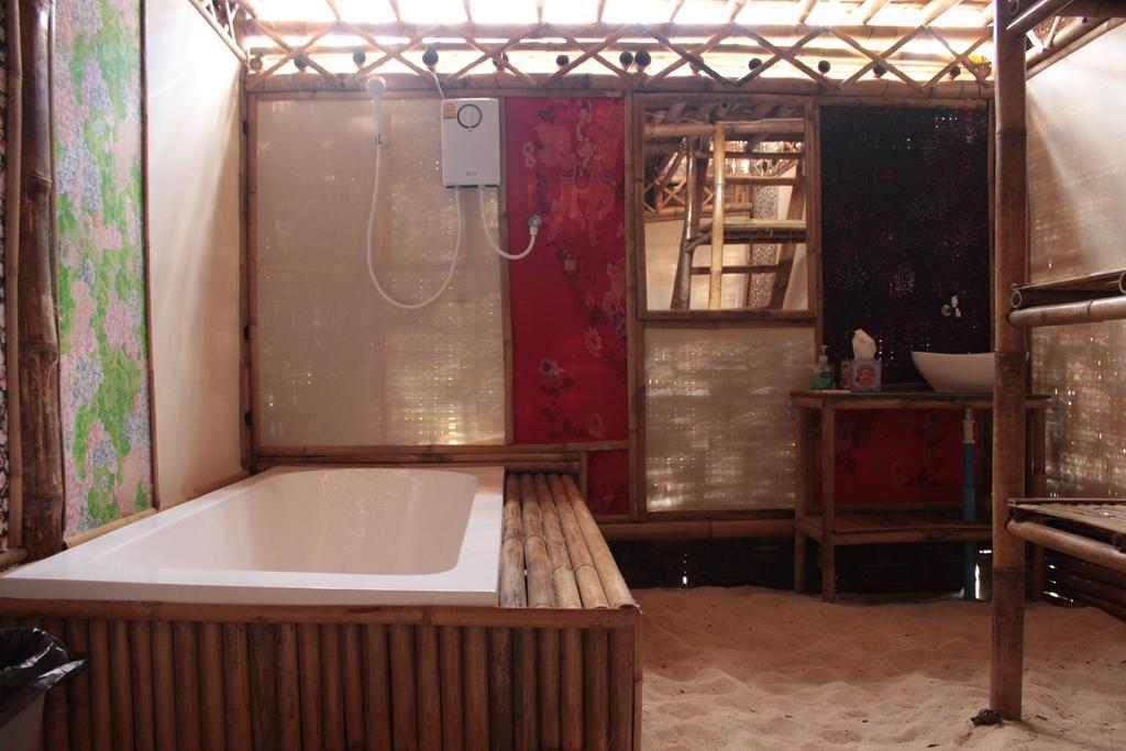 Captain Yut'S Bangalows Koh Lipe Ngoại thất bức ảnh